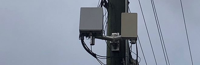Equipment on a mid pole wireless attachment.