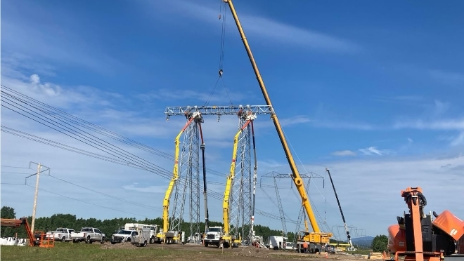 Tower installation at Palling Capacitor Station site. Tower installation at Palling Capacitor Station site.